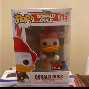 Funko Pop! Disney Donald Duck (Fireman) 715 NYCC